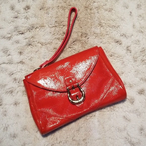 kate spade Handbags - Kate Spade New York Orange Patent Leather Wristlet